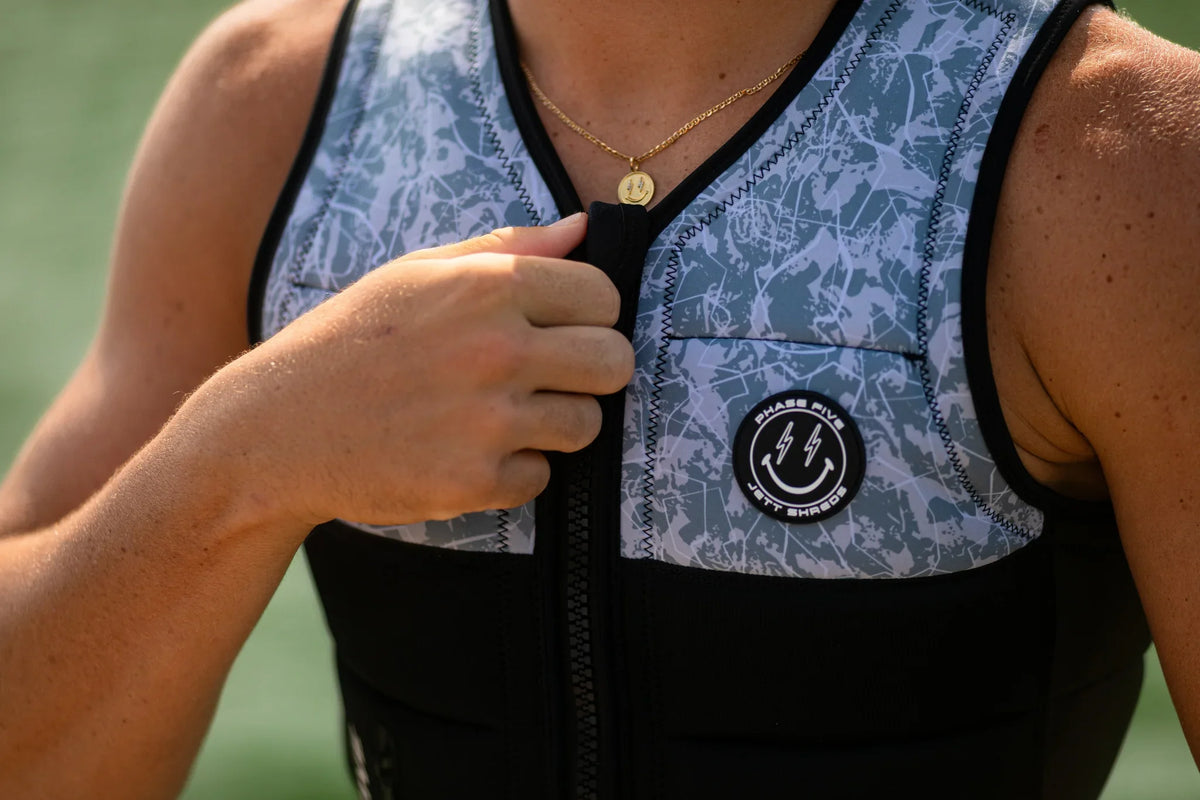 PHASE FIVE MEN'S SIGNATURE JETT SHREDS VEST