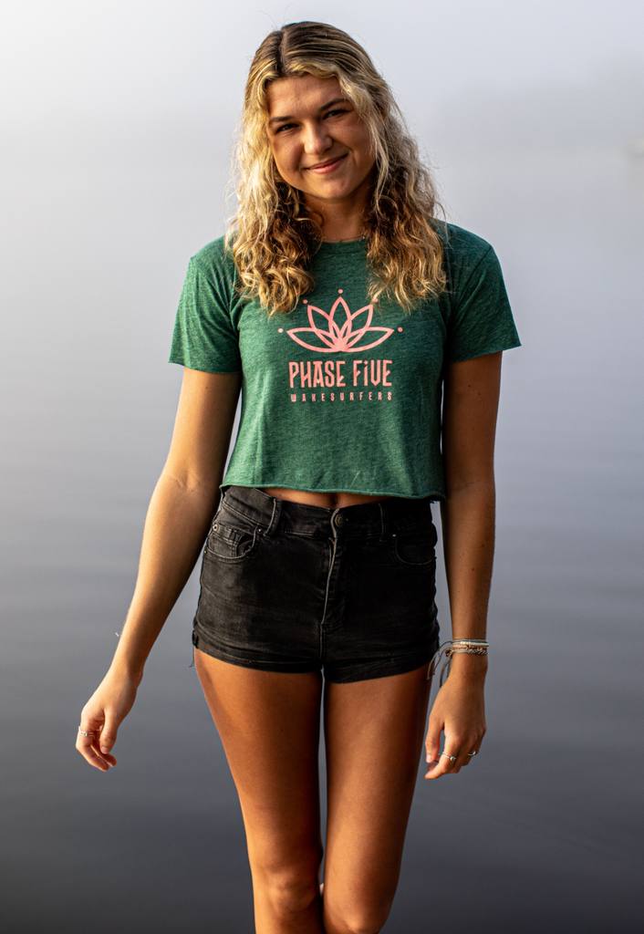 PHASE FIVE LOTUS RELAXED CROP TEE